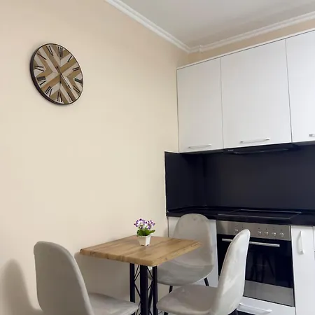 Apartment Cozy Nest - Near Airport & Centre