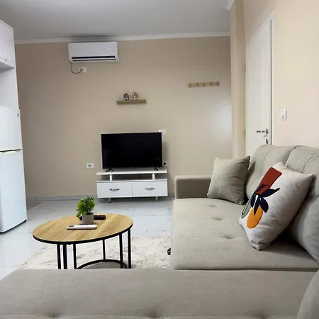 Apartment Cozy Nest - Near Airport & Centre Tirana